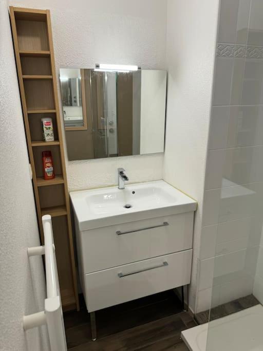 Appartement Confort Et Balcon Ludon-Medoc Экстерьер фото