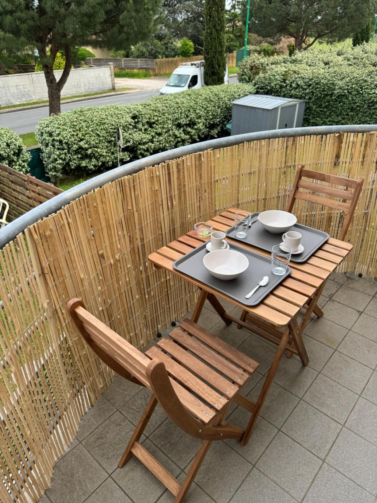 Appartement Confort Et Balcon Ludon-Medoc Экстерьер фото